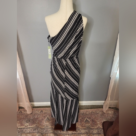 COPY - Sam Edelman Black/White Striped One Shoulder Midi Dress With Front Slit - Picture 8 of 10